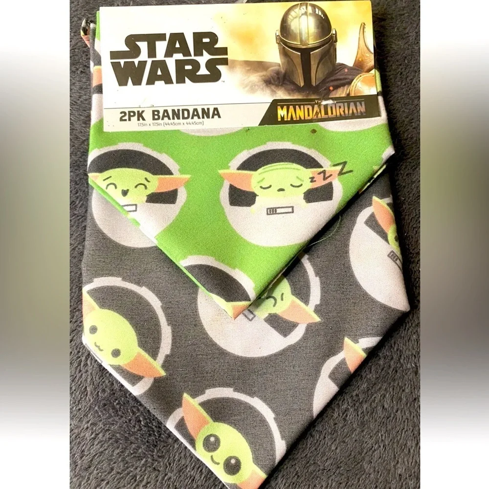 Star Wars The Mandalorian The Child NEW 2 Pack Bandanas Baby Yoda Grogu - Picture 1 of 4